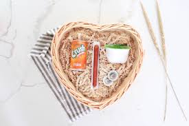 For the cycling boyfriend, this easy diy bike basket gives him both a stylish and practical way to transport items to and from work. 3 Valentine S Day Gift Basket Ideas For Him Harlow Thistle