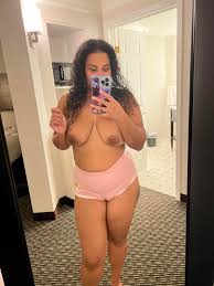 Free! thick latina OF over 550 nude posts including vids : rOnlyFans101