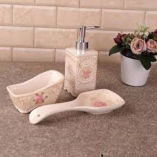 Uc Parcadan Olusan Seramik Mutfak Seti Mademecoco Sunum Sunumonemlidir Cici Cicibici Pembe Tantitoni Evdekorasyonu Mutfak Tableware Soap Dispenser Spoon Rest