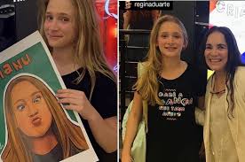 Queria demonstrar amor acreditando que a regina estivesse perdida. Gabriela Duarte Fala Da Estreia Da Filha Manuela Goldflus No Teatro Patricia Kogut O Globo