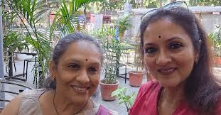When two marathi minds come together, it is 'marathi sammelan' 😁 My school  buddy Sujata Seshadrinathan has ALWAYS spoken in Marathi with me. She's an  extremely straightforward and honest person, who minds