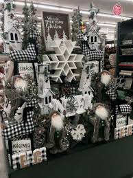 35 Creative Hobby Lobby Farmhouse Decor Ideas Creativefarmhouse Farmhousedecor Farmho Farmhouse Christmas Decor Christmas Decorations Plaid Christmas Decor