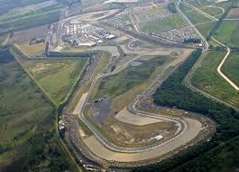 Der motogp ist der höhepunkt der dutch tt in assen und ist bei fans für seine super stimmung und historische bedeutung bekannt. Motogp World Championship Heads To The Cathedral Tt Circuit Assen This Coming Weekend Roadracing World Magazine Motorcycle Riding Racing Tech News