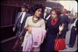 Rediscovering Garry Winogrand S Long Forgotten Color Work Feature Shoot