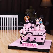 Tampil serba beda yuk jelajahi karya seni di dalam kamar hotel tersebut. Kue Ulang Tahun Birthday Cake Tema Blackpink Mohon Baca Keterangan Shopee Indonesia