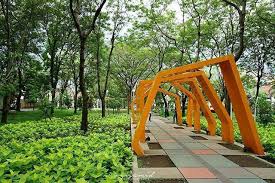 13 waterpark di malang ini cocok untuk menemani liburan anda tirta jaya travel / jika untuk menjangkau pemandian air panas cangar jauh dengan.tapi jika anda ingin berenang di kolamnya, anda harus membayar lagi dengan tarif 6. Daftar Taman Di Malang Yang Indah Lagi Ngehits Dan Kekinian Ongis Travel