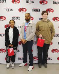 WSS names January's top students, teachers