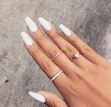 This Matte White Nails Are Great For Anytime But Perfect For The Winter And Spring Time And These Nail Shape Are Totally I White Acrylic Nails Long Nails Nails