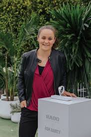 Ashleigh barty has netted a national prize as she battles to become australia's first open singles barty can focus exclusively on her pursuit of australian open singles glory, with french nemesis. Rado Widmet Der Tennisspielerin Ashleigh Barty Eine Limitierte Edition