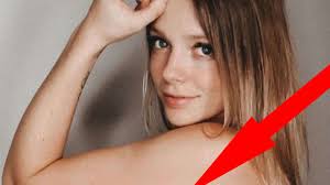 Nach der gescheiterten beziehung zu ihrem verlobten ich habe mir das video von anne wünsche und ihrem anwalt angeguckt. Berlin Tag Nacht Star Anne Wunsche Zeigt Sich Auf Foto Freizugig Stars