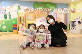 아이유, 어린이날 앞두고 소외아동 지원 위해 또 1억 기부(공식) iu, and 100 million donation to support underprivileged children ahead of children's day (official). Tqsxhodgr Ghjm