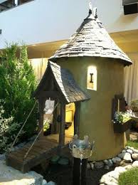 Terrific Photo Luxury Kennel Designs Pet Friendly And Practical Strategies Today Dogs Are Whole Members O In 2020 Luxury Dog House Cool Dog Houses Small Dog House