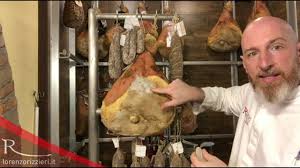 Ormai ci siamo,in pieno inverno è il momento di preparare la sugna. Lorenzorizzieri It La Sugna Del Prosciutto Crudo Youtube