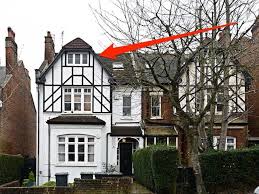 Dennis nilsen details that weren't included in itv's drama des. Dennis Nilsen S Cranley Gardens Muswell Hill Flat On Sale For 300 000
