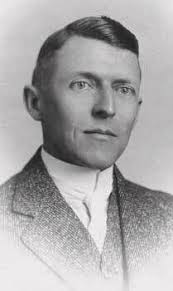 Works of late Hudson doctor exhibited at Mayo Clinic