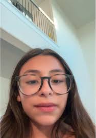 1st day of summer be like🪰🤦🏻‍♀️#summervibes #summervacay #fruitfly #teen  #teenager #daughter #duo #family #Vlog @Manny_lifts88