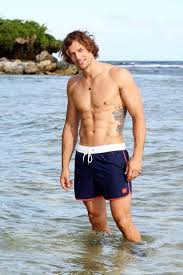 David, who won the final immunity challenge, chose to face sharn in the jury vote to decide the winner. Survivor Fan David Genat Is The Winner Of Australian Facebook
