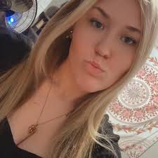 Silkworms are a new staple for us! Athena loves her silkworms! . Athena  loves her silkworms! . كا Athena loves her silkworms!