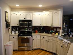 painting kitchen cabinets white
