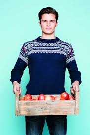 Kamu dapat mengusung tema nostalgia ini dengan mengenakan pakaian atau seragam sd merah putih yang imut dan menggemaskan. Tema 50 Norske Klassikere Sandnes Garn Katalog Saturnia Garn