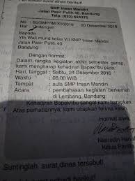 Biasannya surat ini dibuat oleh suatu instansi baik swasta maupun negri seperti sekolah, kantor pemerintahan maupun perusahaan swasta. Suntinglah Surat Dinas Tersebut Brainly Co Id