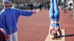 Nackt-Yoga in der Öffentlichkeit