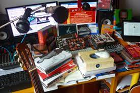 Follow charlie watts on ents24 to receive updates on any new tour dates the moment they are announced. Sympathy For The Drummer Charlie Watts Zum 80 Geburtstag Kramladen Vom 27 05 2021 Bytefm