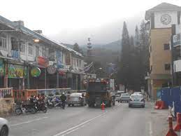 Cameron highland night market and kea farm are worth checking out if shopping is on the agenda, while those wishing to experience the area's natural beauty can explore boh tea plantation. Tanah Rata Clock Tower Picture Of Cameron Highlands Pahang Tripadvisor