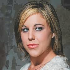 Eva Roe's Instagram, Twitter & Facebook