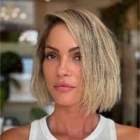 Heidi Sills's Instagram, Twitter & Facebook