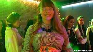 NEEDS ID] - NAME OF GIRLS APPEARED IN PARTY HARDCORE VOL.40 | Freeones  Forum - The Free Sex Community