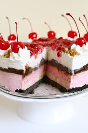 Banana Split Ice Cream Torte Http Annies Eats Com 2011 07 29 Banana Split Ice Cream Torte Banana Split Delicious Desserts Sweet Treats