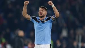 Someone or something that is immobile is completely still. Immobile Eyeing Higuain S Serie A Record