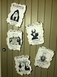 Halloween Decorations For Inside Disney Theme Party Disney Halloween Parties Disney Diy