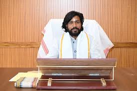 आज विधानसभा सत्र में कौशल विकास, तकनीकी शिक्षा एवं रोजगार, अनुसूचित जाति  विकास विभाग के अनुदान मांगों पर चर्चा की। हमारी सरकार अनुसूचित ...