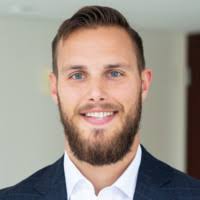 1600+ profilů „Stotler“