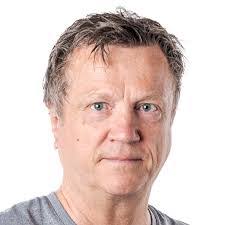 Sandra Folk's Instagram, Twitter & Facebook