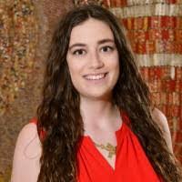 Katie Beck's Instagram, Twitter & Facebook