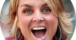 Zulia Martinez's Instagram, Twitter & Facebook