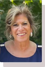 Robin Elledge's Instagram, Twitter & Facebook