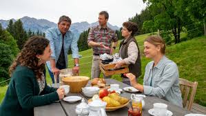 Nach einem schwindelanfall arbeitet ihr herz unregelmäßig und sollte untersucht werden. Der Bergdoktor Staffel 14 Mit Folge 2 Bis Nichts Mehr Bleibt Fanclub Magazin