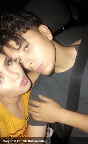 The first picture they took together. : r/livenfamilysnark