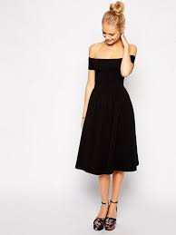 The One Dress Style That Flatters Every Body Type Dress Style Pretty Dresses Fashion