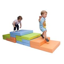 En revanche, une fois plié en 2, il fait 60 cm de hauteur, donc il est un peu plus. Matelas Maternelle Bebes Pliable Pour La Sieste Des Tout Petits De 1 A