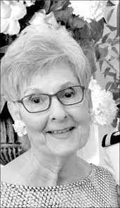 Ruth Link's Instagram, Twitter & Facebook