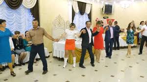 Muzica de petrecere 2021 muzica populara romaneasca de petrecere colaj 2021 event music media subscribe to our. MuzicÄ PopularÄ Asculta Muzica Populara Colaj Muzica Romaneasca 2020 Muzica De Petrecere Dansuri Hore Batute Facebook