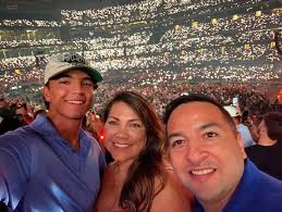 Avery Romero (@averyyromero) • Instagram photos and videos