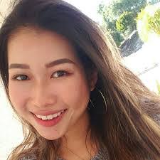 Ashley Musick's Instagram, Twitter & Facebook