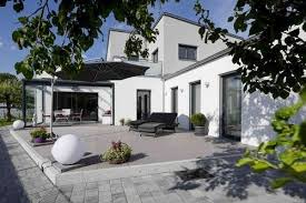 Het heerlijke gevoel van leven in je eigen sfeervolle design villa volledig naar design uiteraard leidt een samenwerking met een creatieve interieurarchitect of designer ook tot de luxe. Fertighaus Villa Machen Sie Ihren Traum Wahr