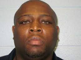 Englewood ex-con charged with domestic assault of pregnant mom, toddler